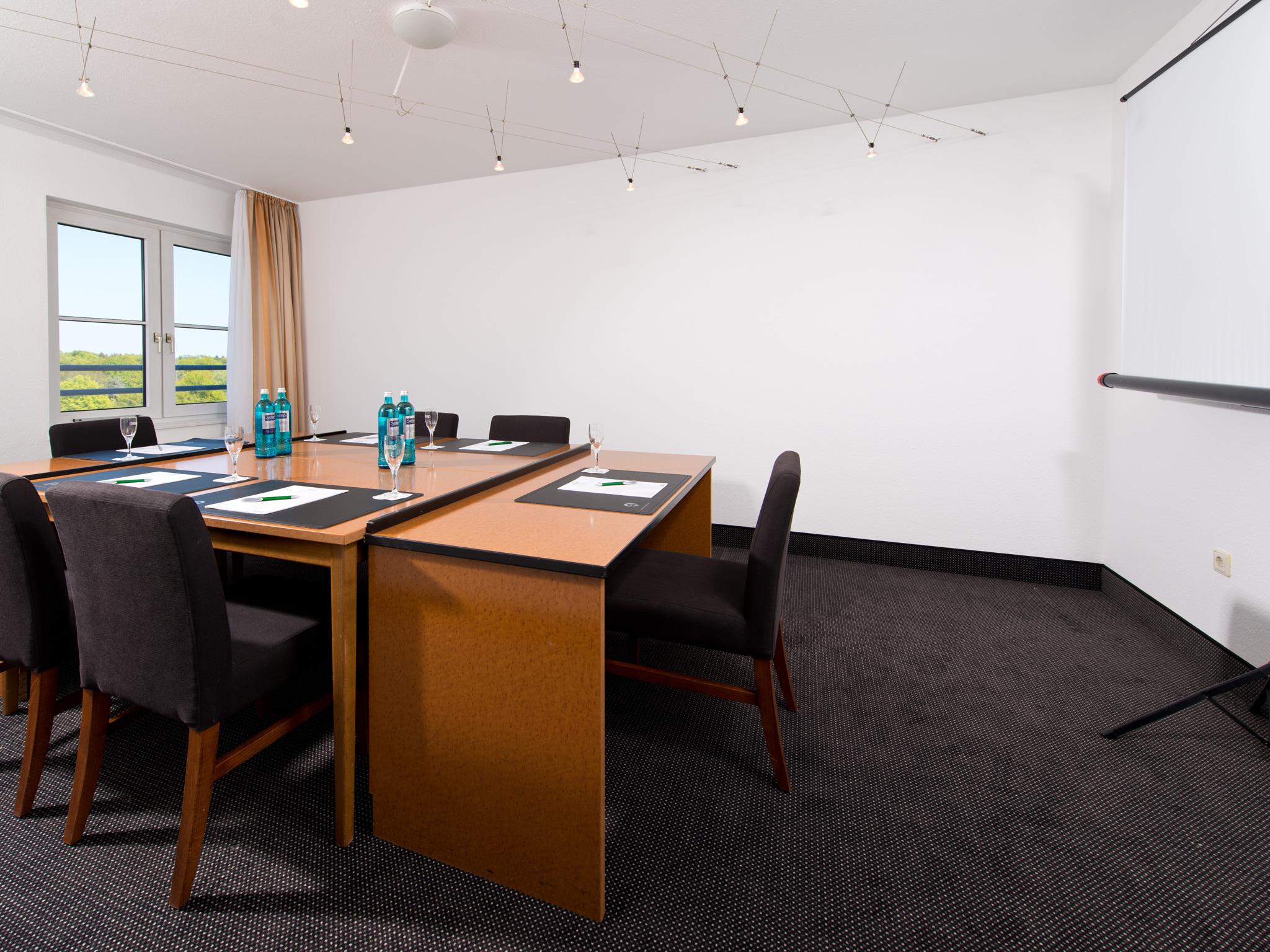 Coffee Fellows Hotel Frankfurt Airport-Langen 兰根 外观 照片